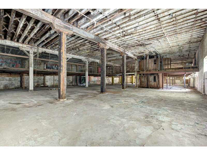 864 S. Peters Street 2