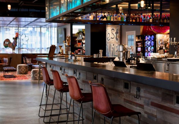 Moxy 6